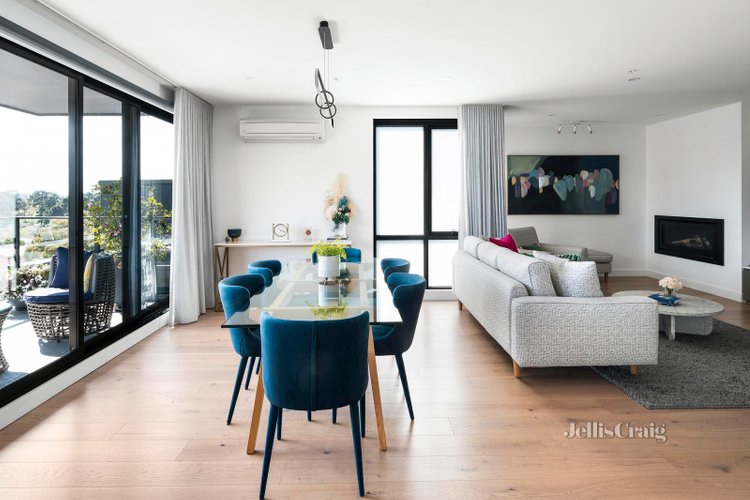 Penthouse 401 109 Cape Street Heidelberg 3084