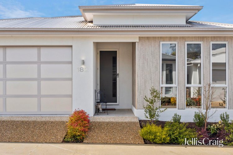 Villa 182 1849 Mount Macedon Road Woodend 3442