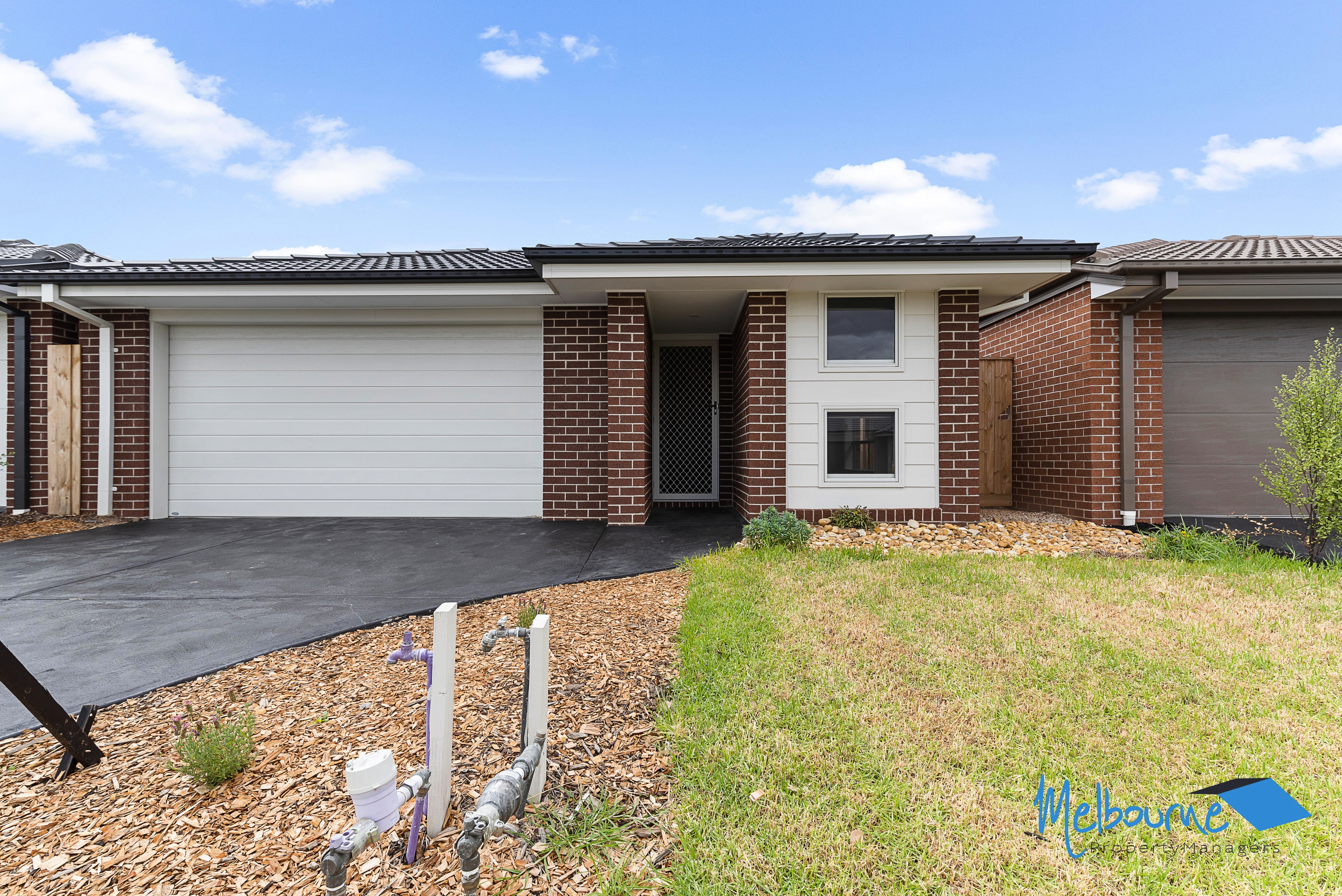 013 Lotus St Pakenham VIC 3810 