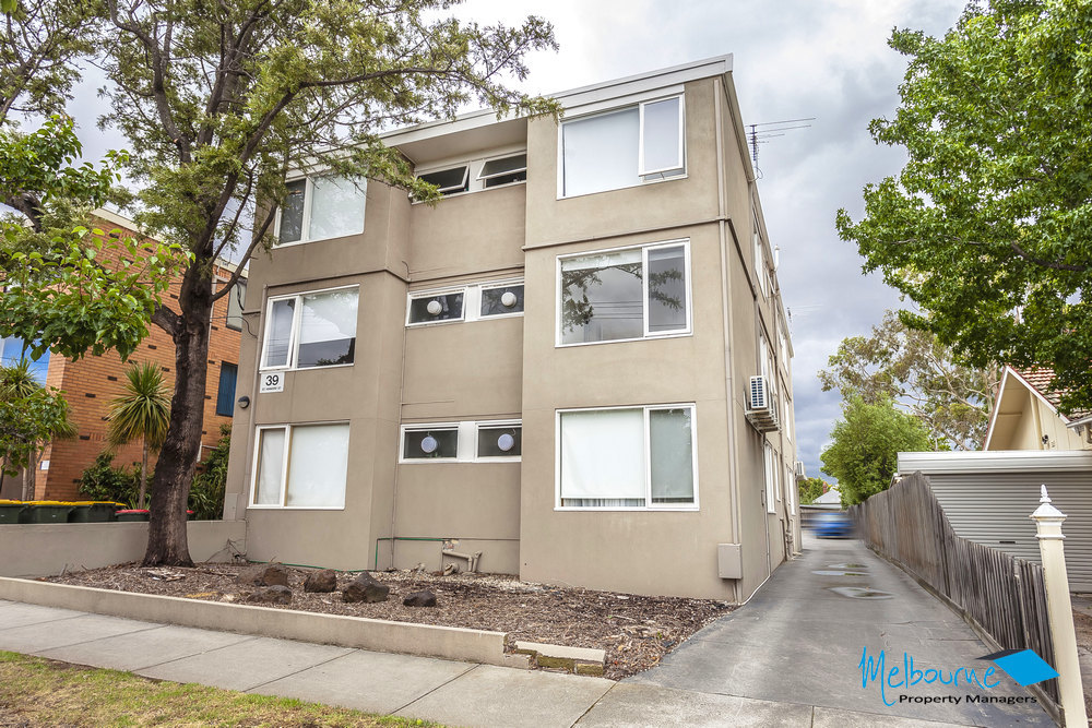 03/39 St Kinnord St Aberfeldie VIC 3040 