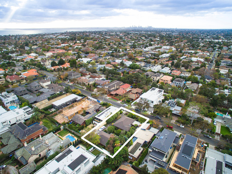 1 & 2 /10 Lucas Street, Brighton East RT Edgar 1 & 2 /10 Lucas Street, Brighton East RT Edgar