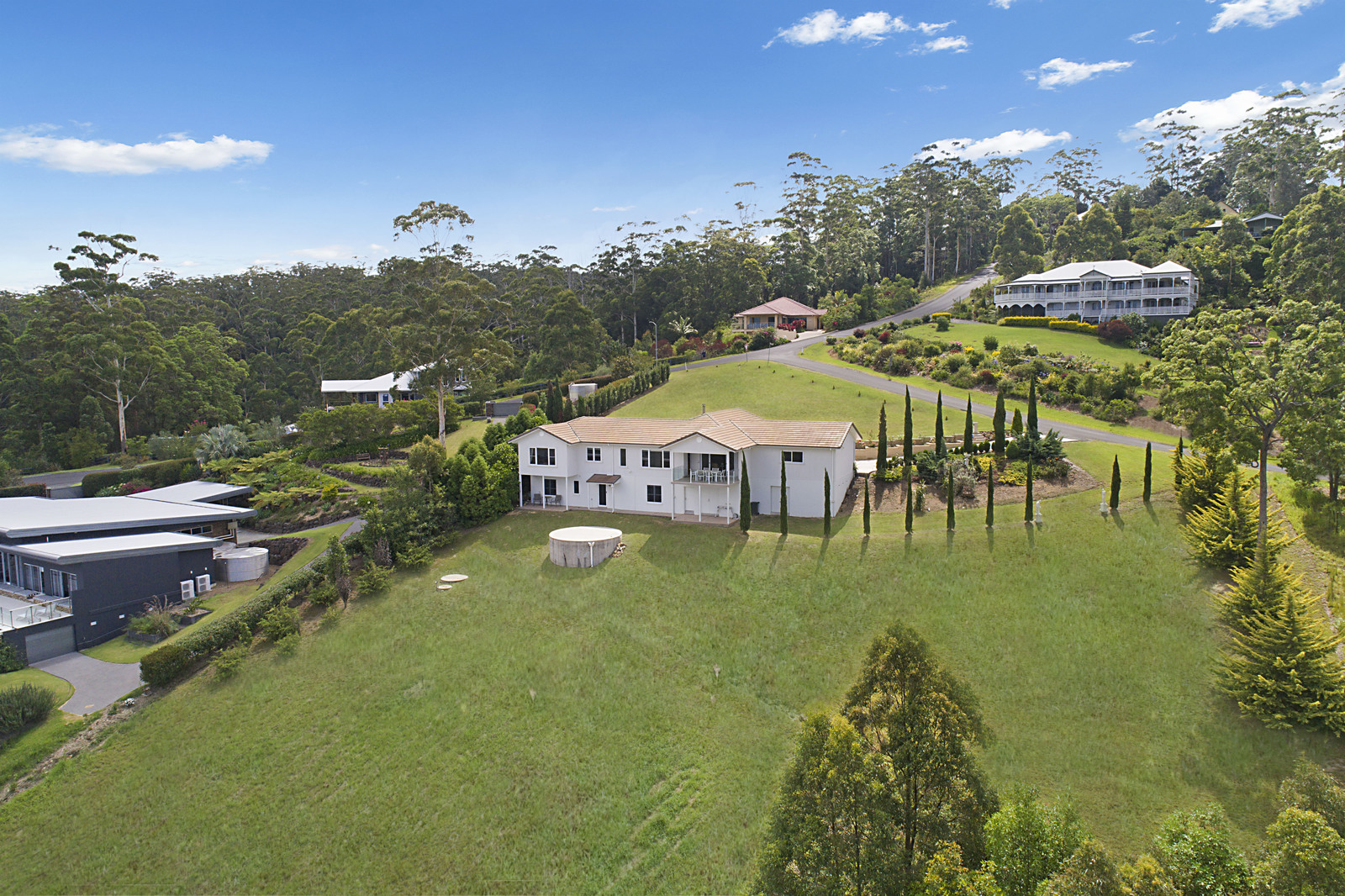 1-5 Eagles Close, Tamborine Mountain Qld 4272