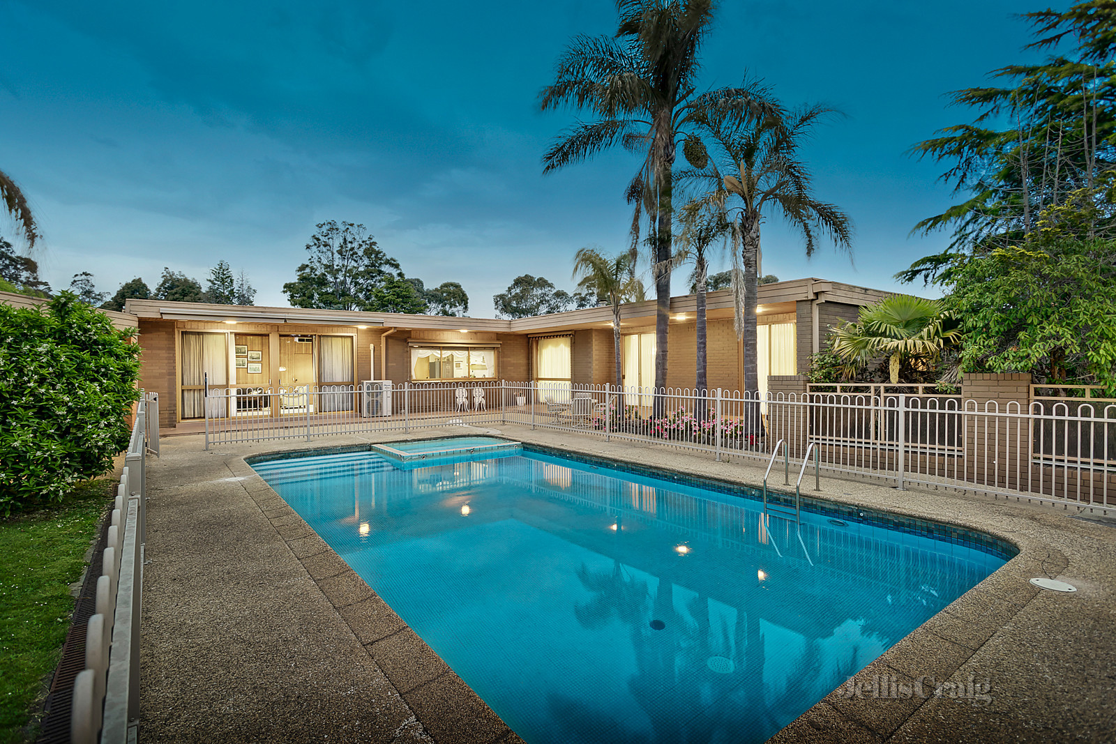 1 Caprice Court, Templestowe
- Print Image 1