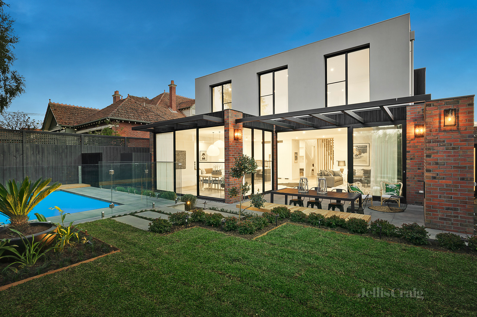 1 Central Park Road, Malvern East
- Print Image 1