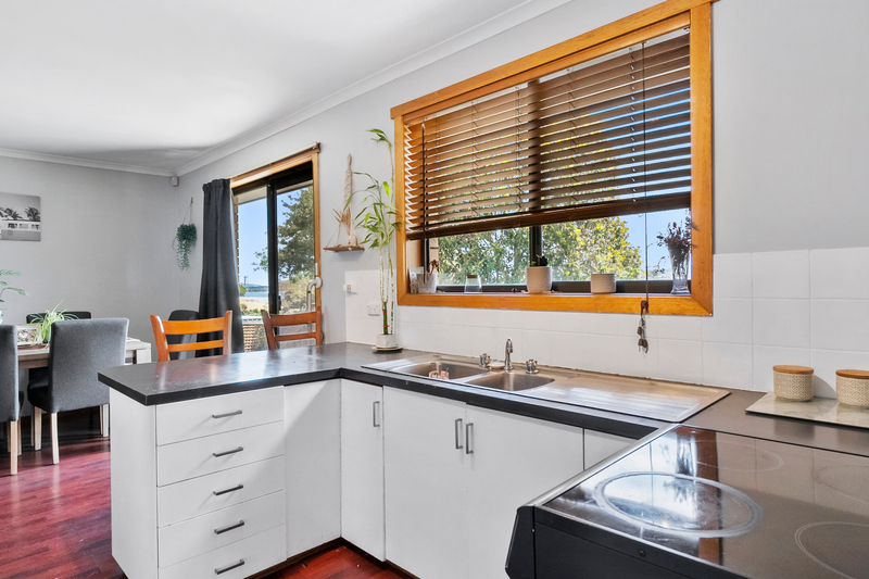 1 Cross Street, Midway Point, TAS, 7171