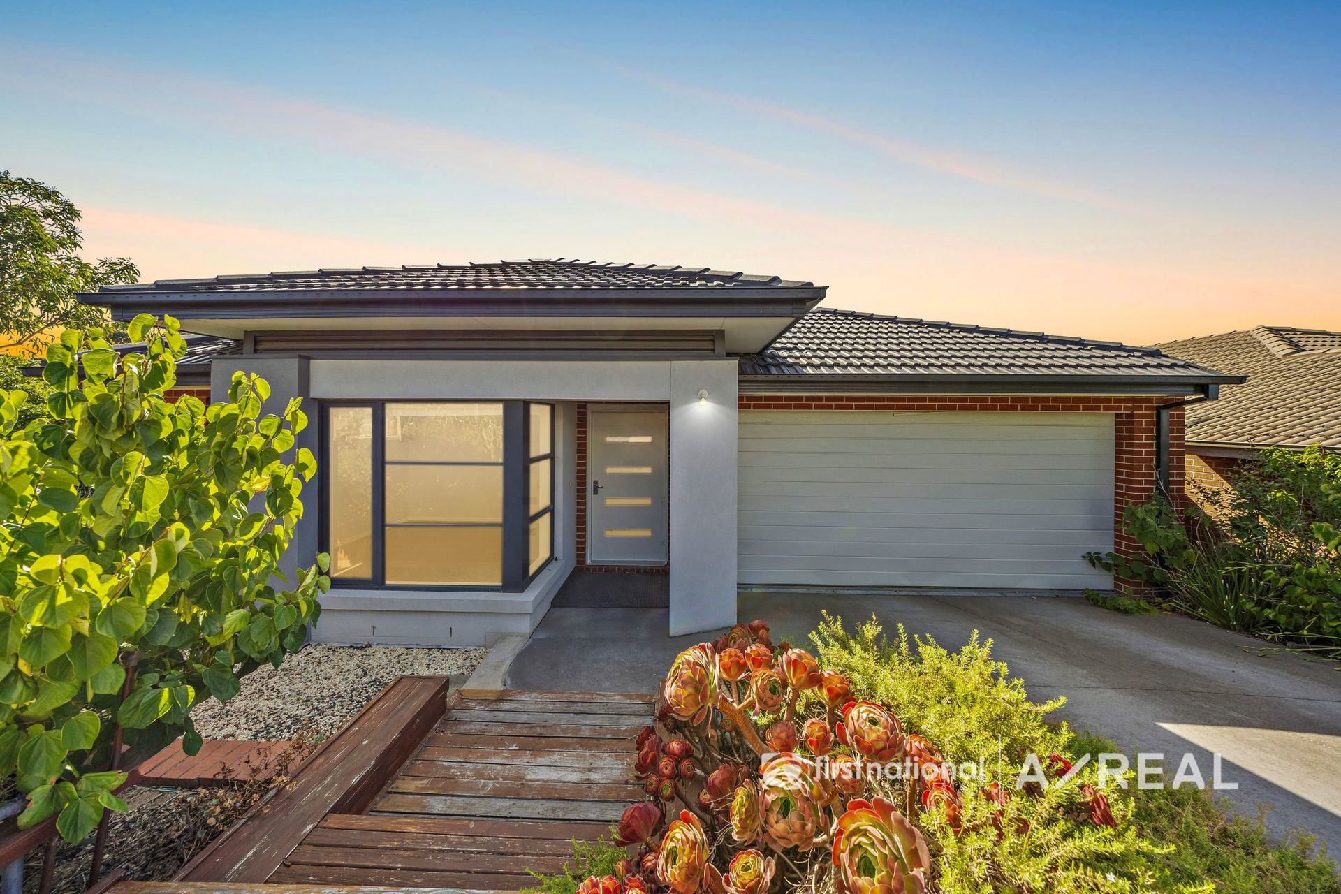 1 Hessel Avenue, Doreen VIC 3754 