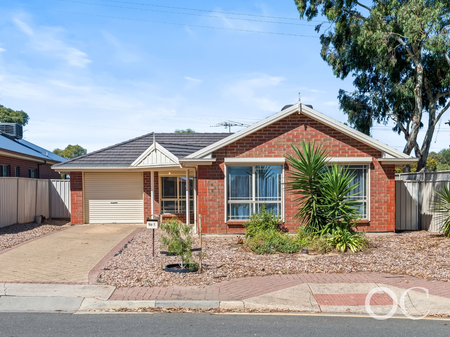 1 Pebble Court