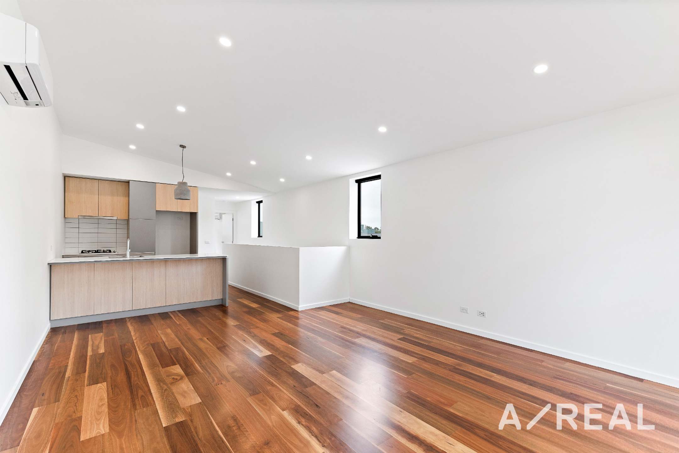 1 Sharp Circuit, Mill Park VIC 3082 