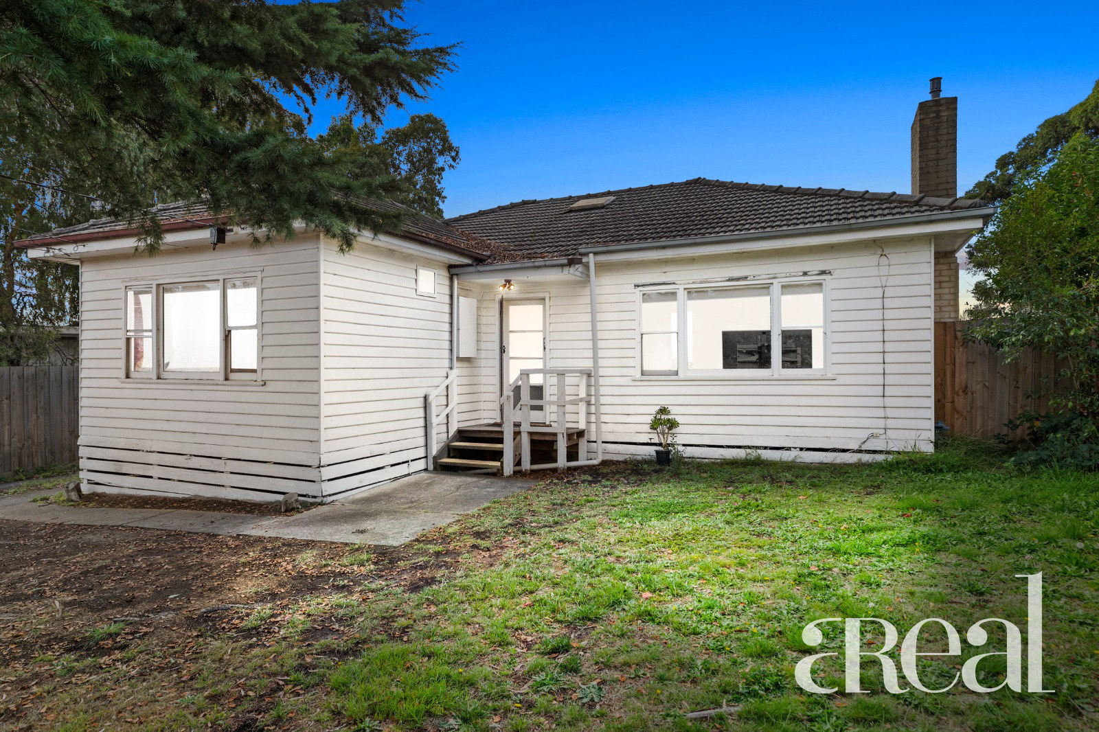 10 Ash Grove, Bayswater VIC 3153 