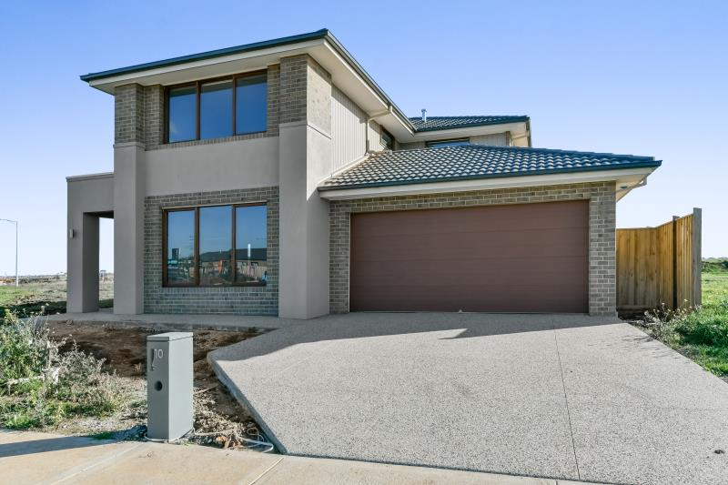 10 Bolte Drive, Truganina VIC 3029 