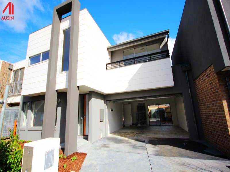10 Charlottes Way, Forest Hill VIC 3131 