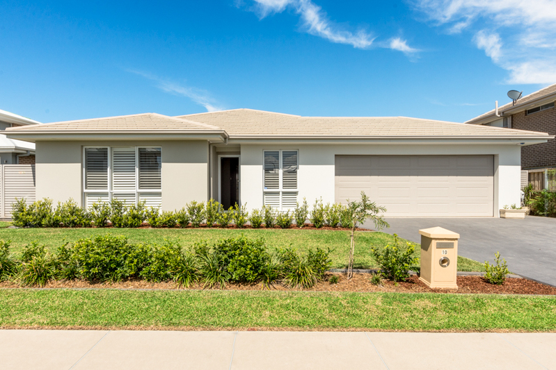10 Greenhills Street, Greenhills Beach NSW 2230 