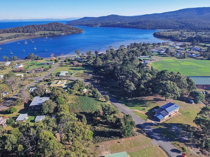 10 Jennings Crescent, NUBEENA, TAS, 7184