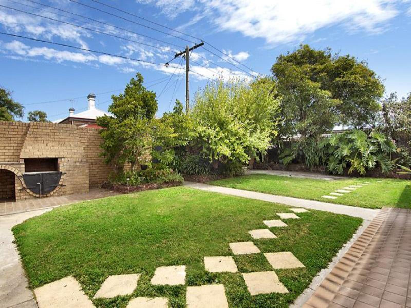 10 Ormond Road, Ascot Vale, VIC, 3032