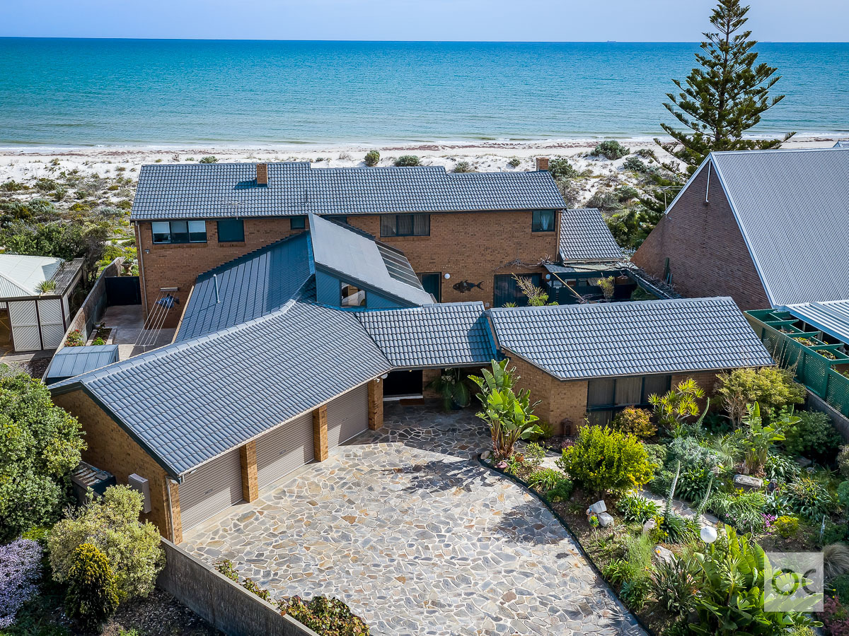 10 Shore Court