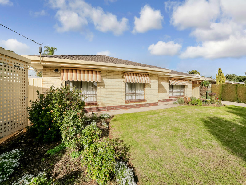 10 Stirling Drive