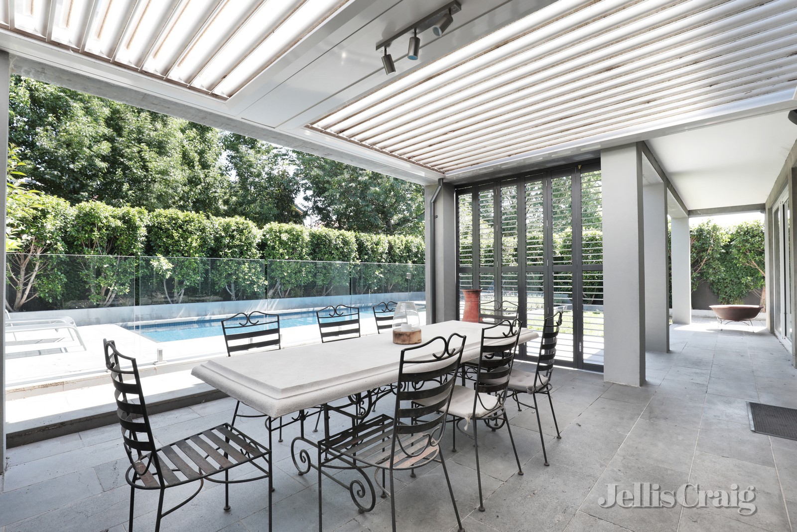 10 Stonehaven Avenue, Malvern East
- Print Image 1