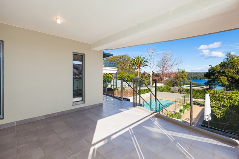 10 Swan Street, Lilli Pilli NSW 2229 