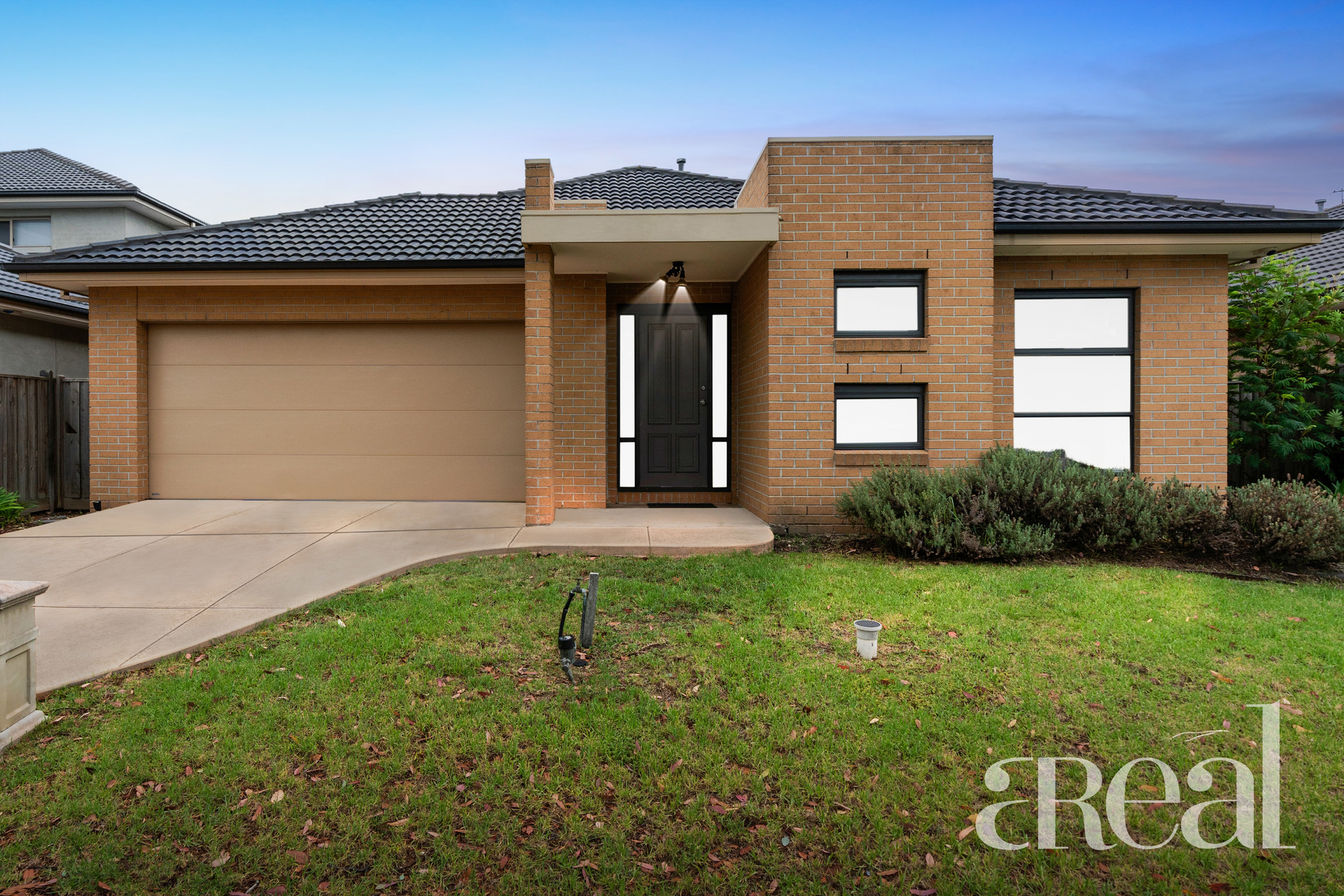10 Tarcoola Crescent, Point Cook VIC 3030 