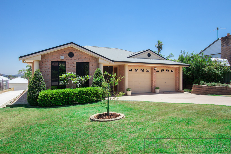 10 Thompson Street EAST MAITLAND NSW 2323