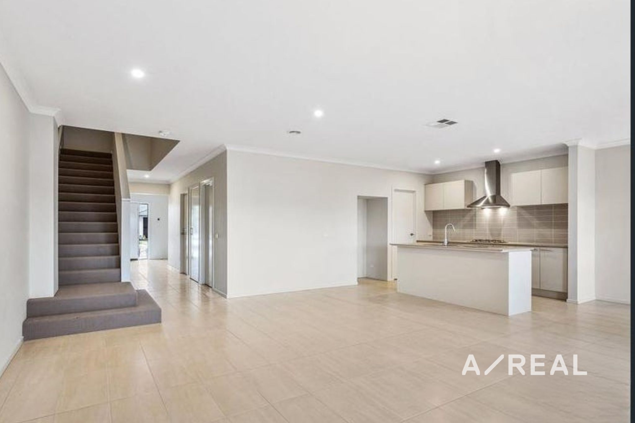 10 Weemala Grove, Werribee VIC 3030 