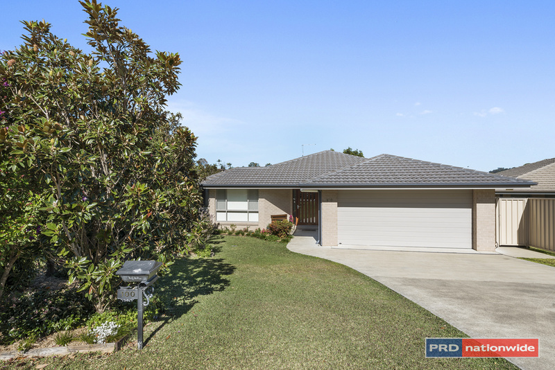 100 Pearce Drive COFFS HARBOUR NSW 2450