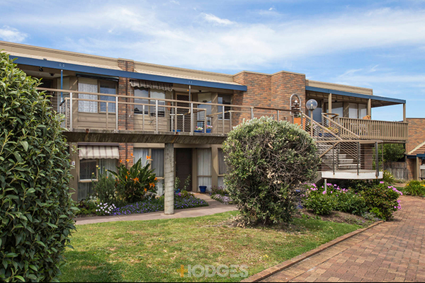10/128-130 Beach Road Parkdale