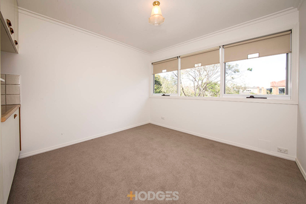 10/128-130 Beach Road Parkdale