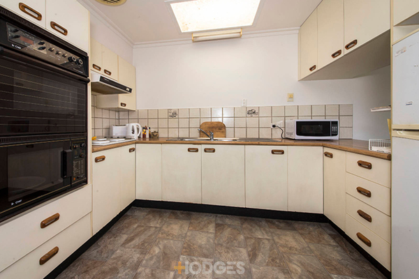 10/128-130 Beach Road Parkdale