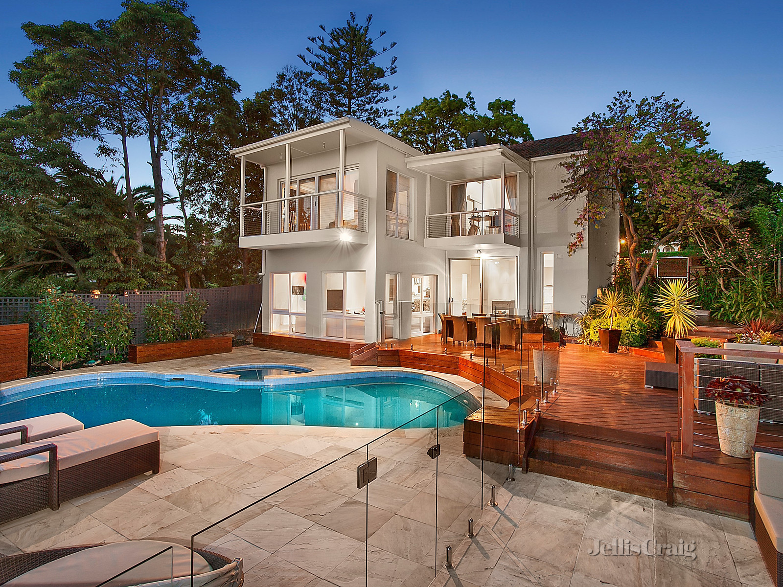 101A The Eyrie , Eaglemont
- Print Image 1