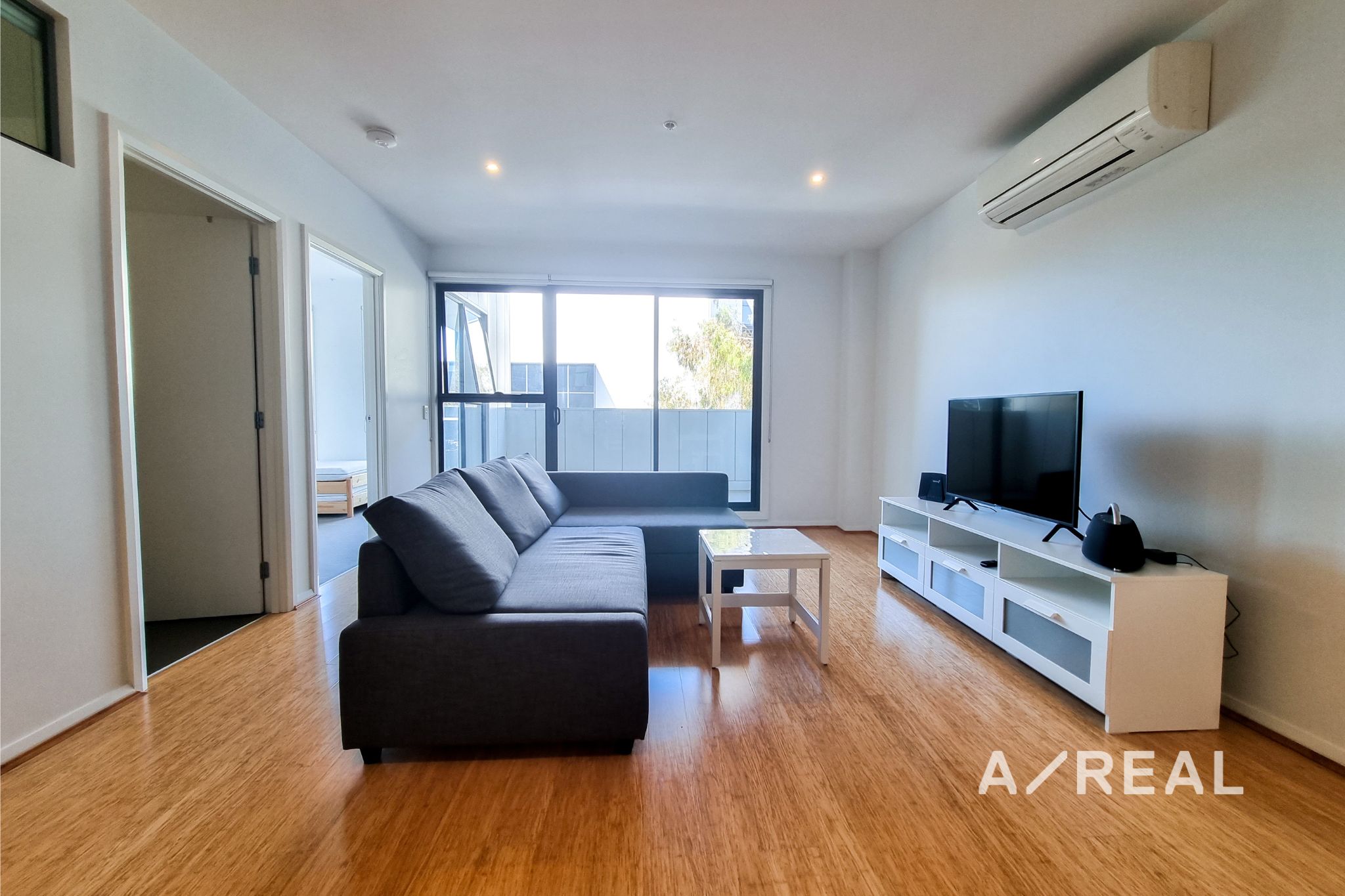 102/1 Flynn Cl Bundoora VIC 3083 