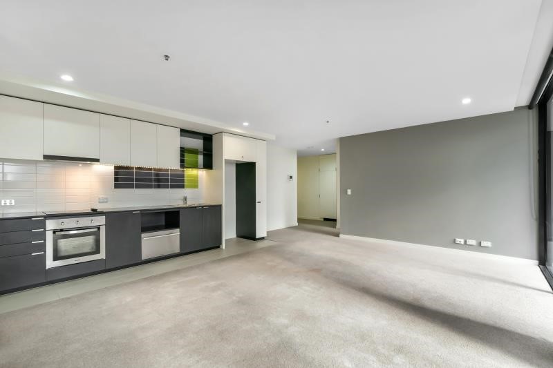 102/815 Bourke Street, Docklands VIC 3008 