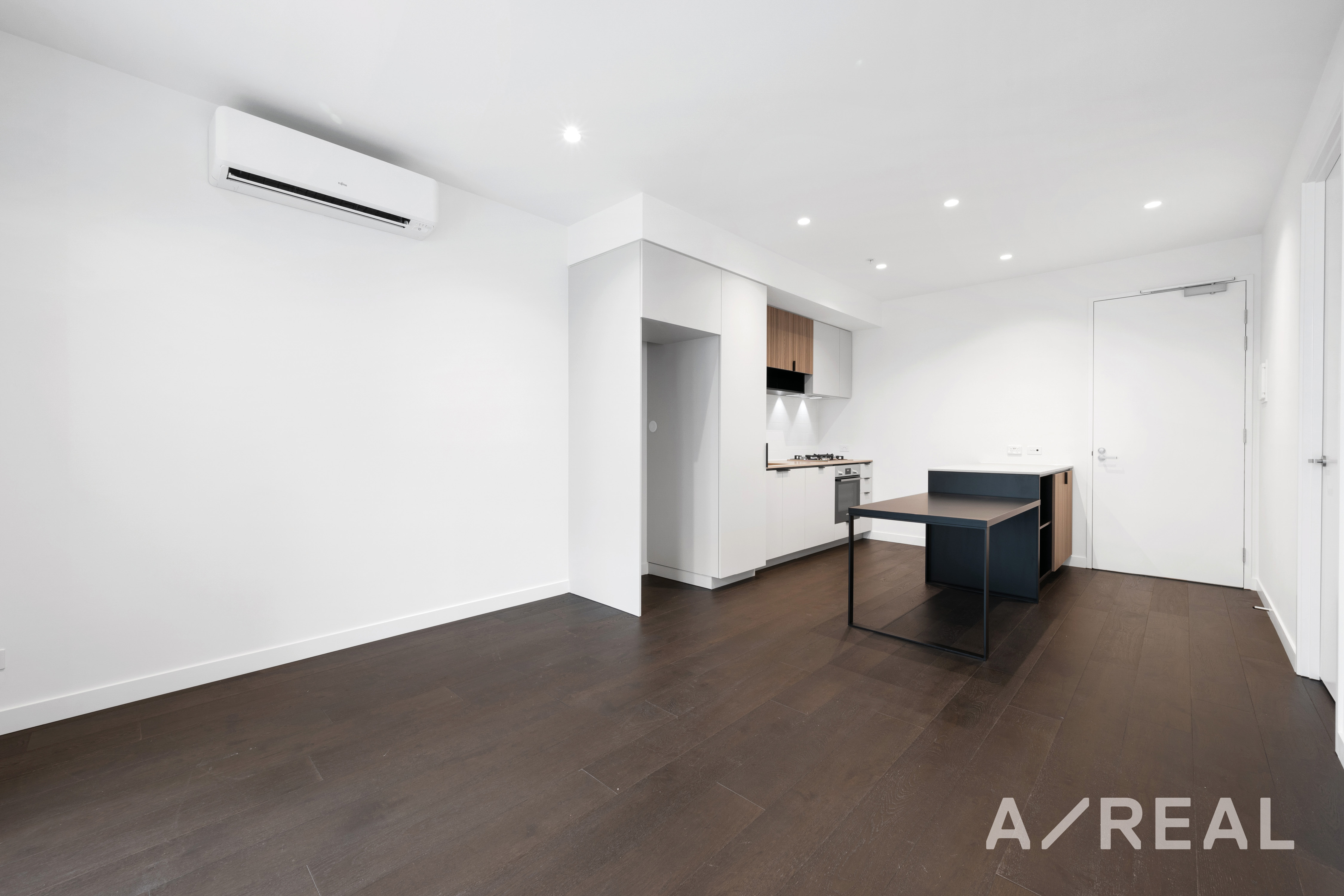 102C/13 Foundation Blvd Burwood East VIC 3151 