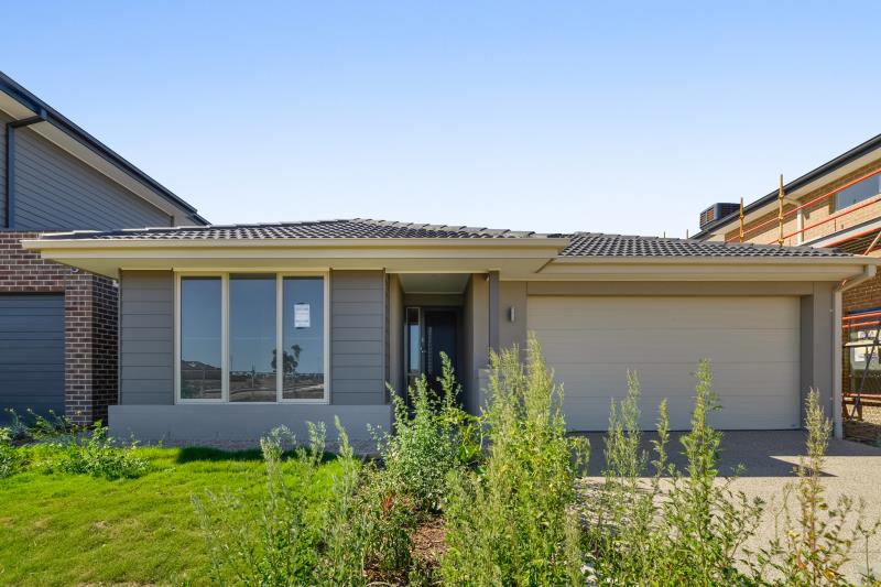 104 Haze Drive, Point Cook VIC 3030 