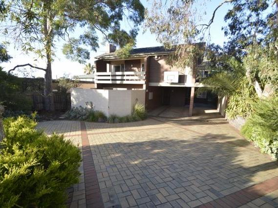 1058 Toorak Road, Camberwell VIC 3124 