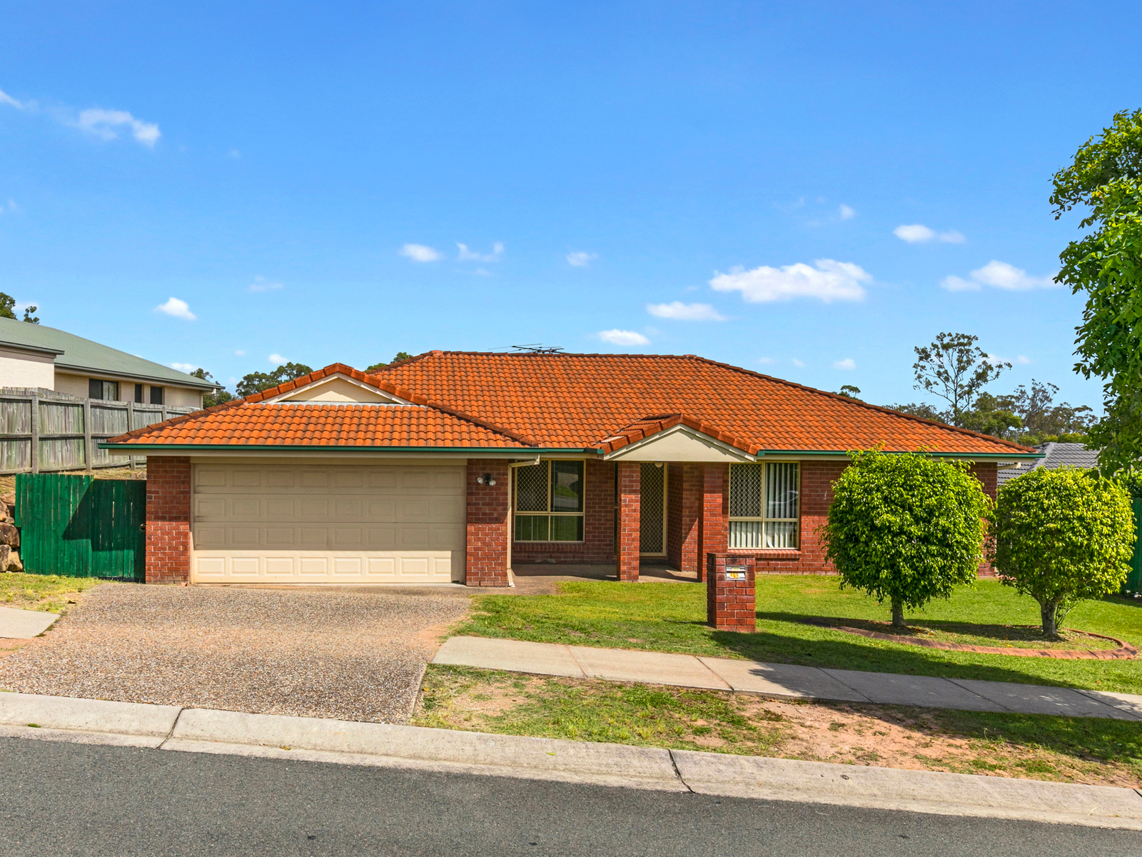 108 Silky Oak Crescent Carindale Qld 4152