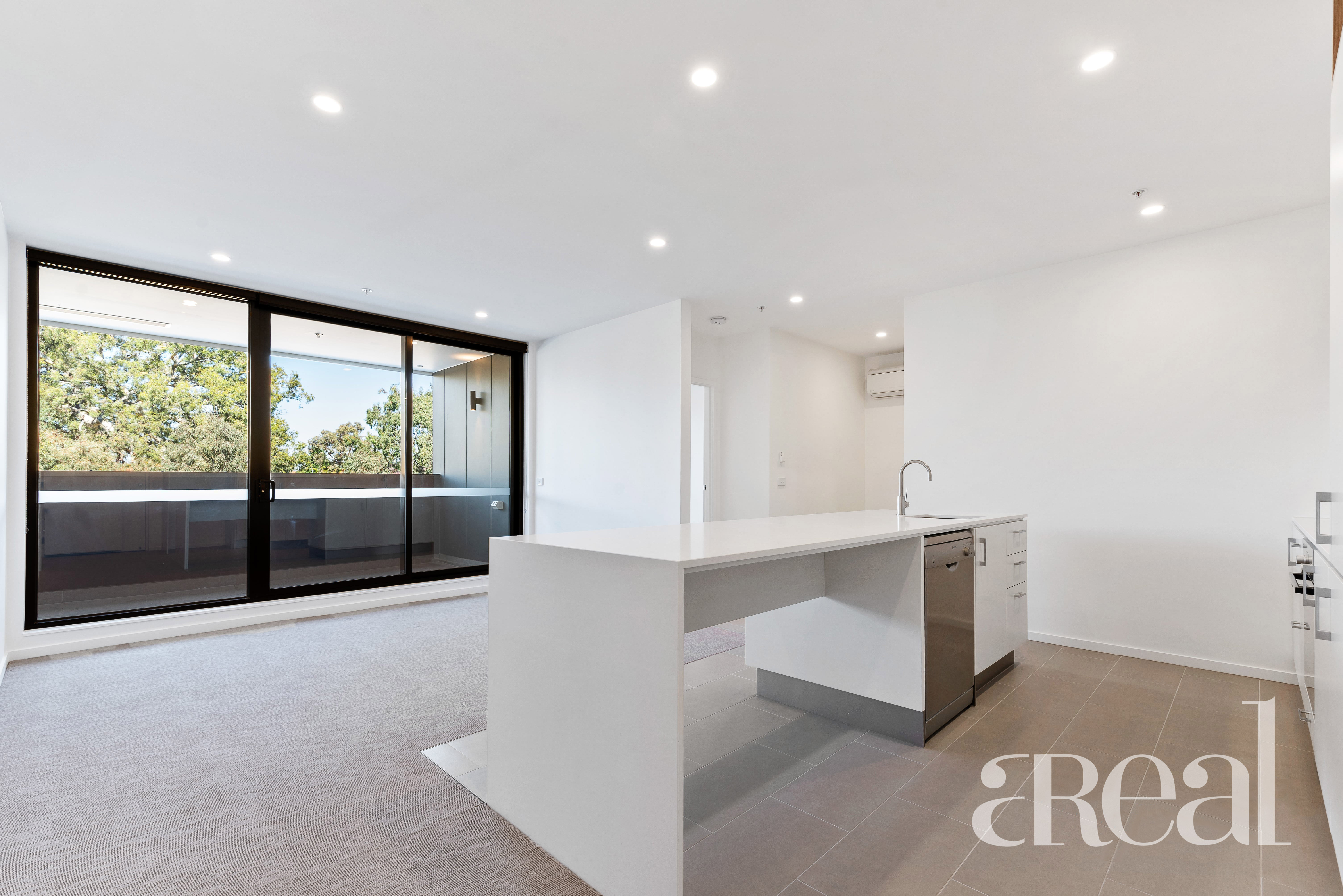 108/30 Bush Blvd Mill Park VIC 3082 