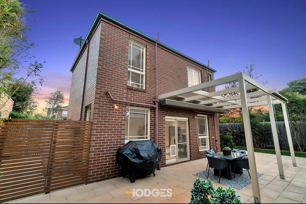 10A Holloway Close Sandringham