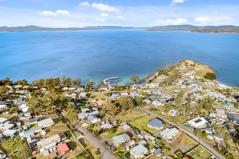 11 Boobyalla Street, Primrose Sands, TAS, 7173