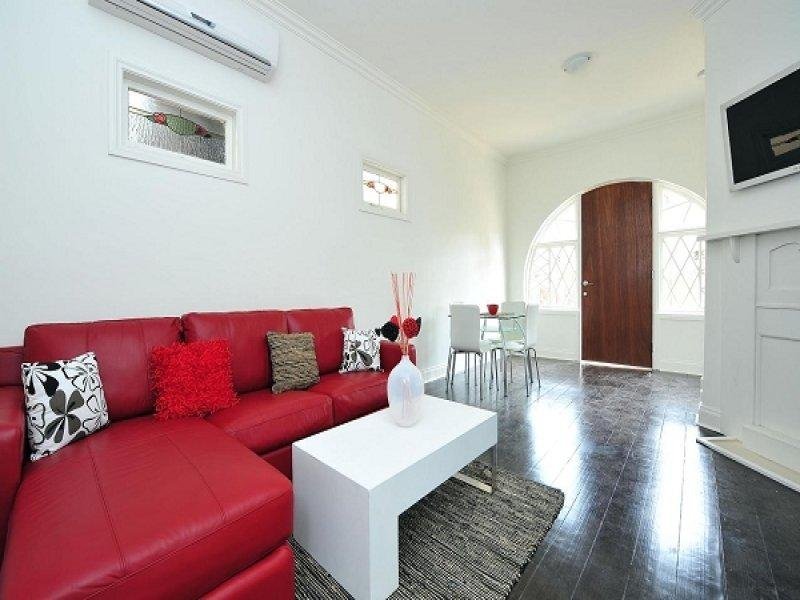 1/1 Lambeth Place, St Kilda VIC 3182 
