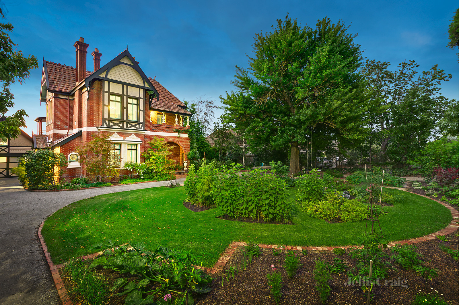 11 Montclair Avenue, Brighton
- Print Image 1