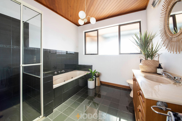 11 Murray Street Mentone