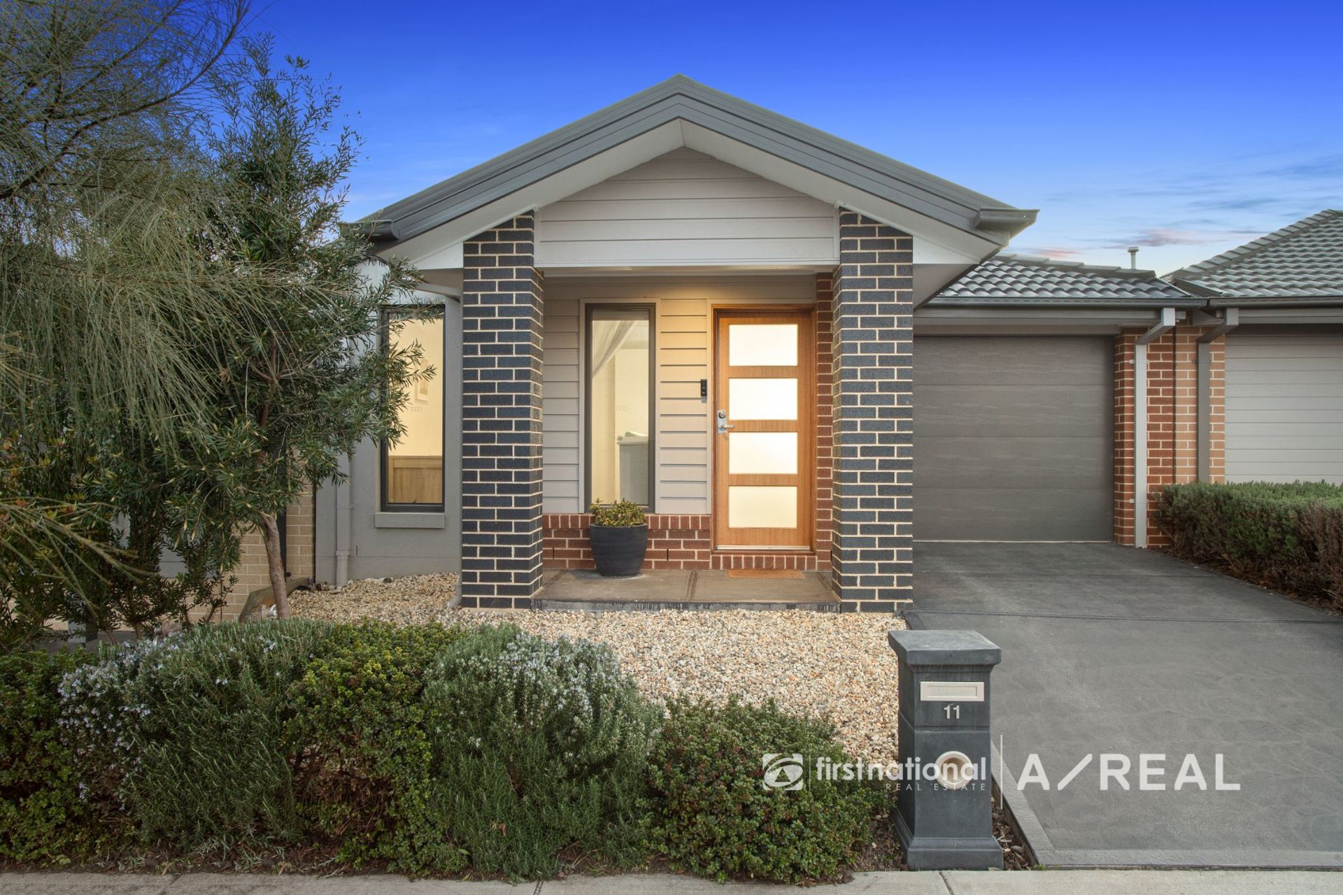 11 Stilford Street, South Morang VIC 3752 