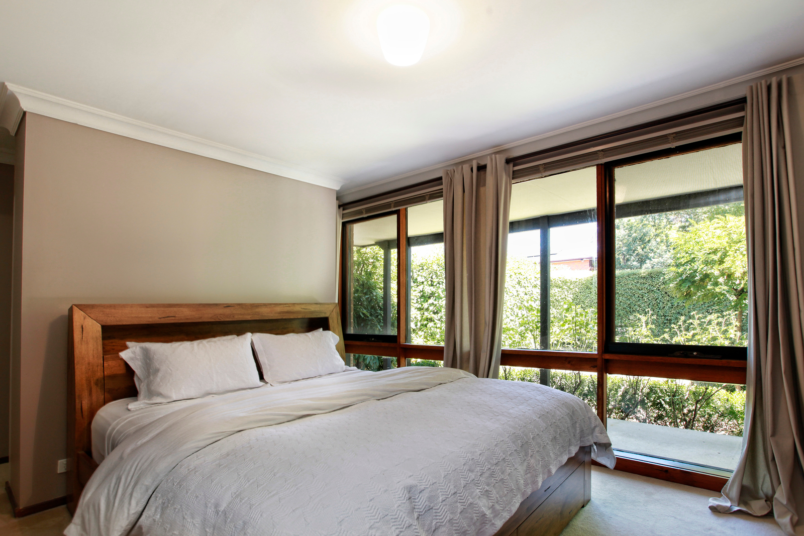 11 Tennyson Street, Woodend RT Edgar