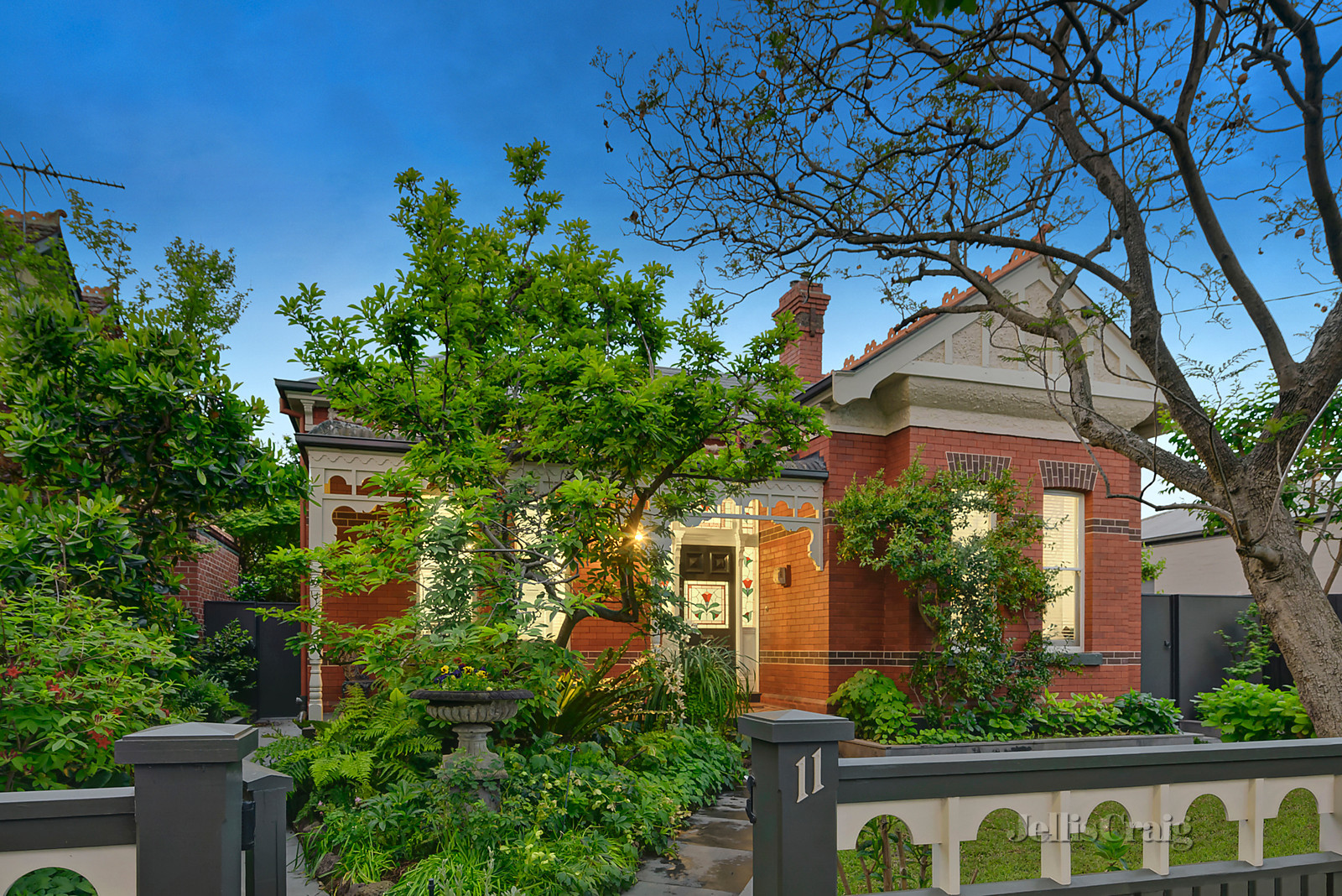 11 Wheatland Road, Malvern
- Print Image 1