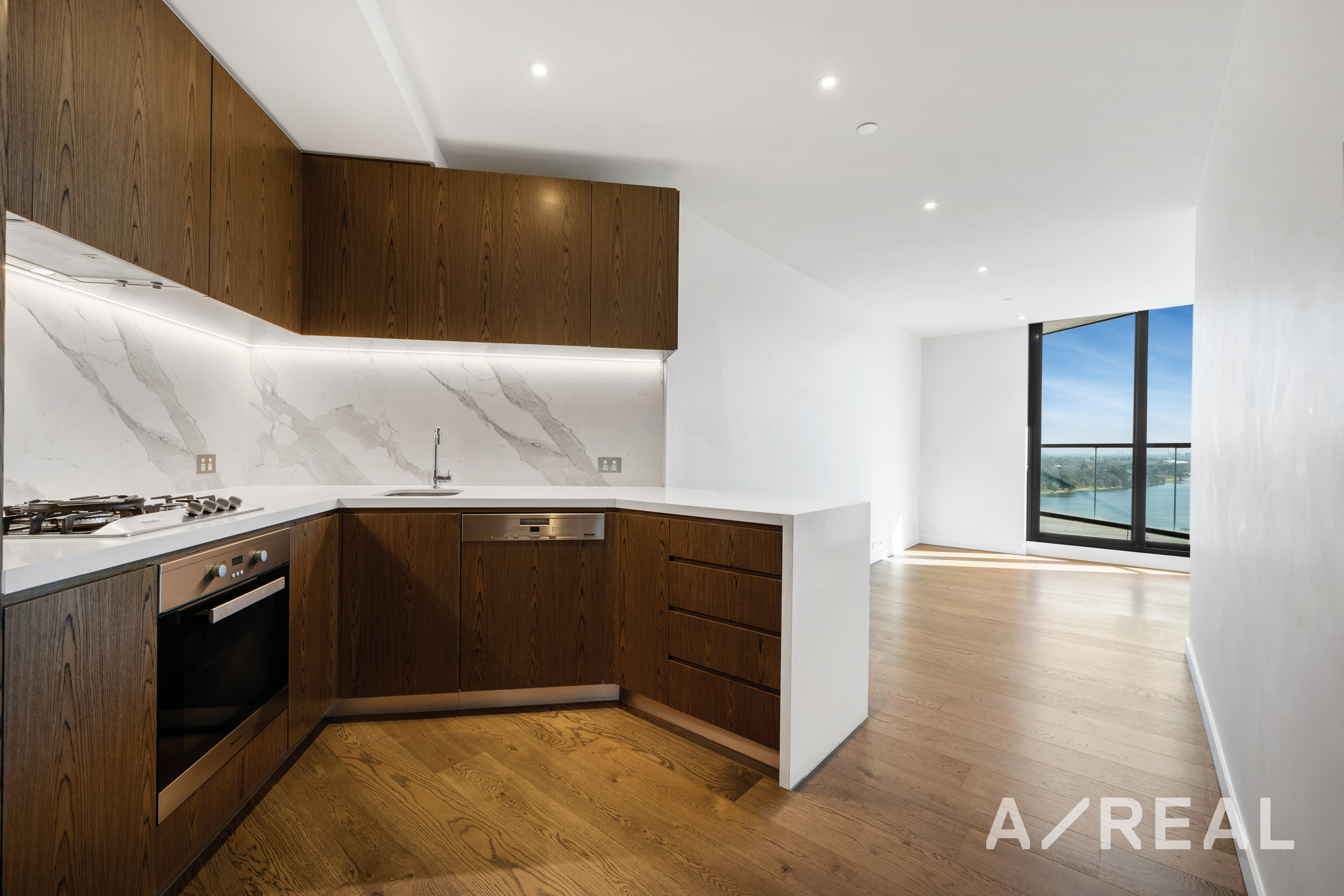 1101/77 Queens Road, Melbourne VIC 3004 