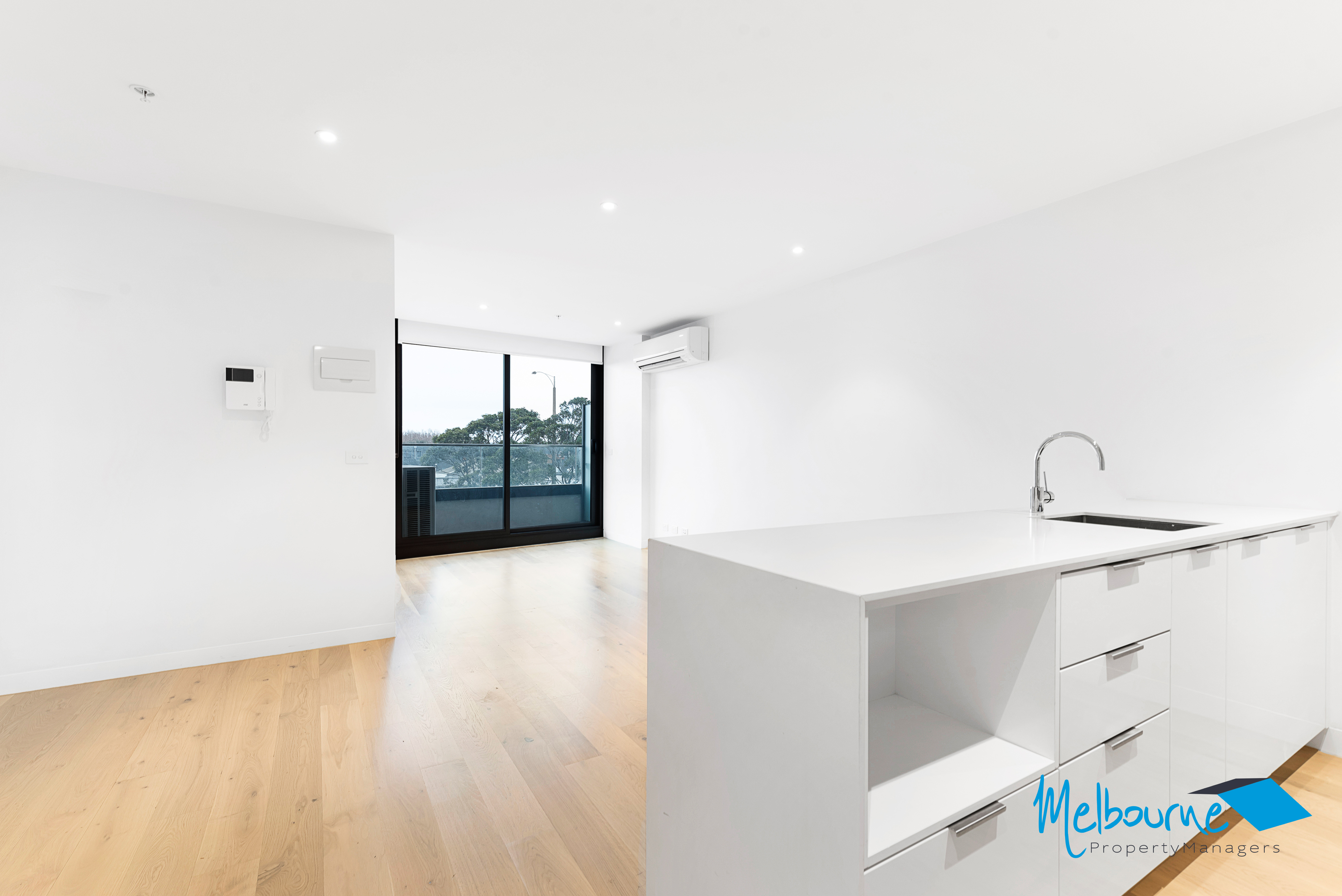 1102/3-5 St Kilda Road, St Kilda VIC 3182 