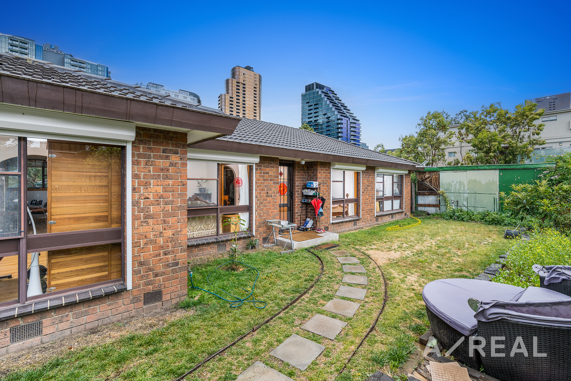 1/104 Carrington Road, Box Hill VIC 3128 