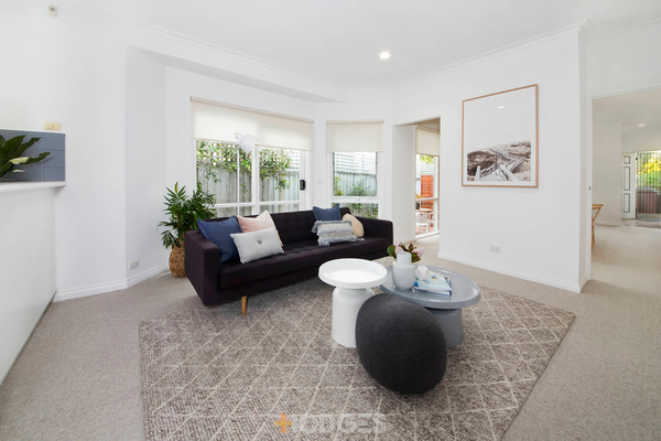 1/105 Roslyn Street Brighton