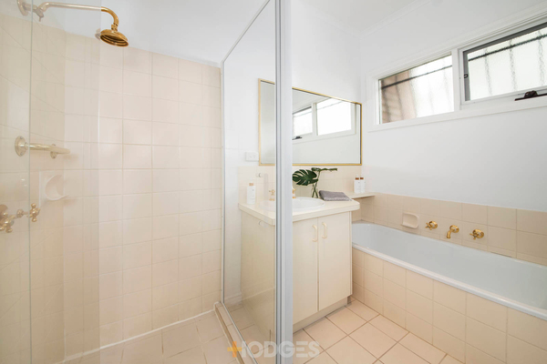1/105 Roslyn Street Brighton